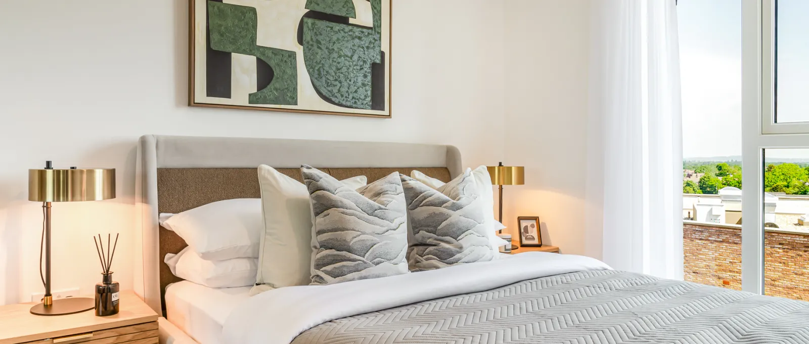 Lampton Parkside, 1bed 1bath showhome , Bedroom