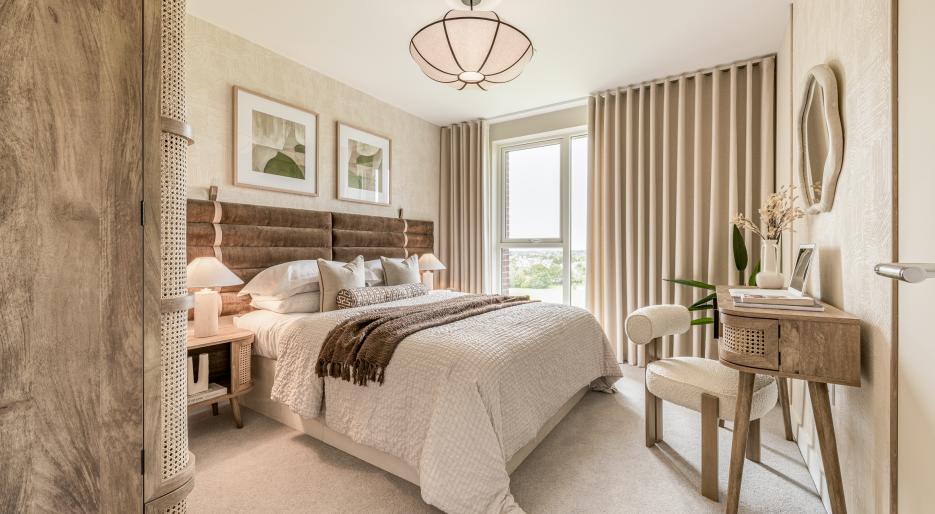 Lampton Parkside - Principal Bedroom 