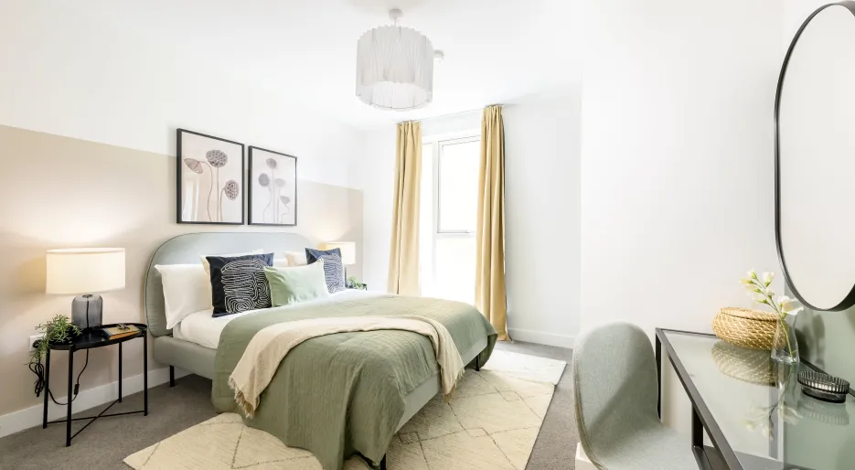 Lampton Parkside, one bedroom show home, bedroom.jpg