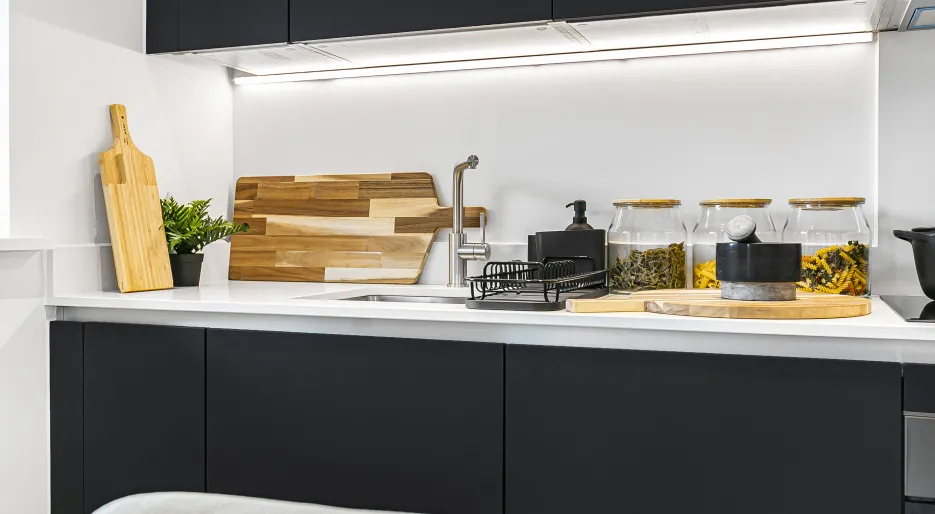 Lampton Parkside - 2-bed - U-kitchen 