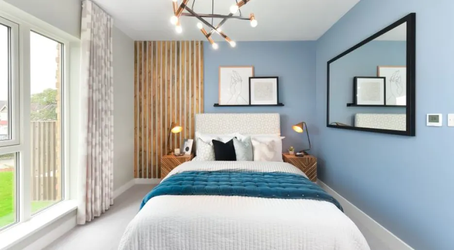 Lampton Parkside 2-bed show apartment 