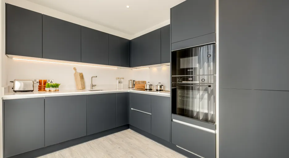 Lampton Parkside, 1bed 1bath showhome , Kitchen