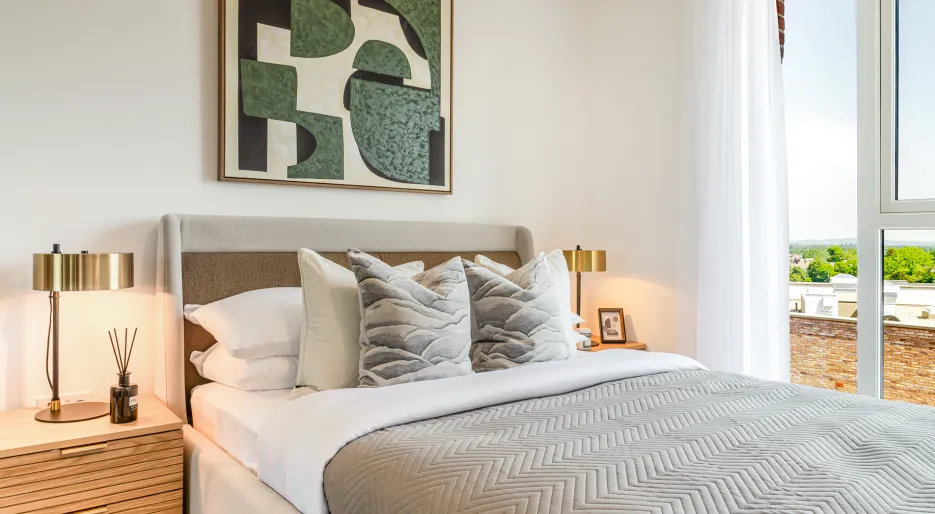 Lampton Parkside, 1bed 1bath showhome , Principal Bedroom