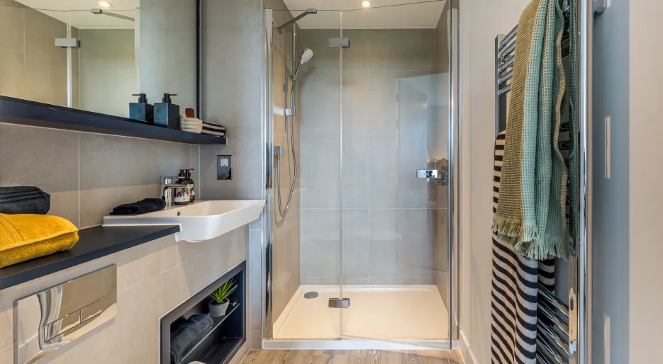 Lampton Parkside, 2 bedroom 2 bathroom, en-suite