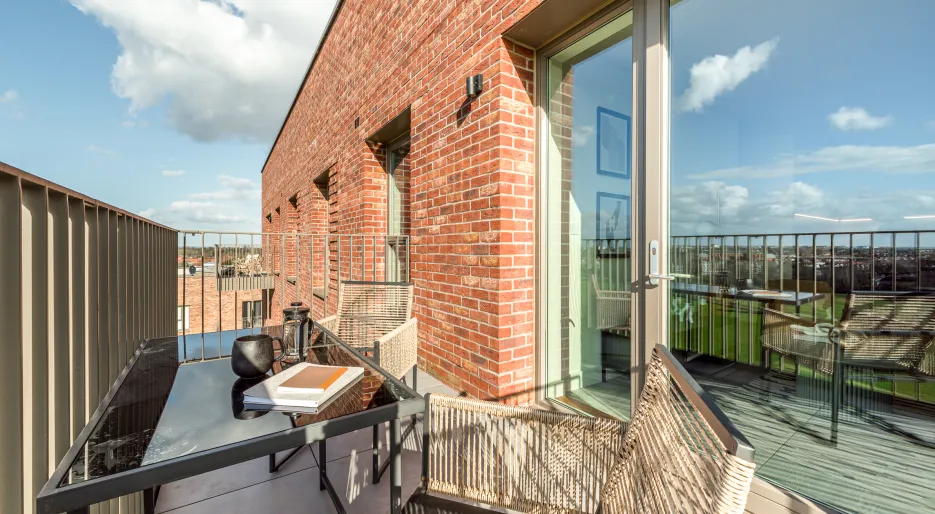 Lampton Parkside, 2 bedroom 2 bathroom, balcony