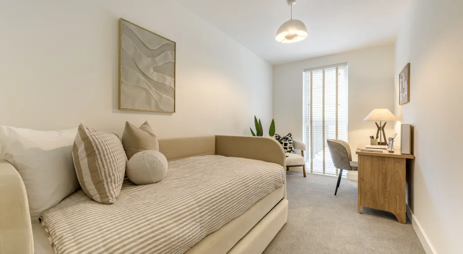 Lampton Parkside, 2 bedroom duplex, Bedroom 2