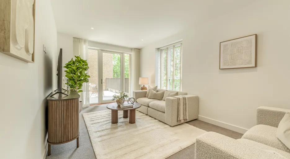 Lampton Parkside, 2 bedroom duplex, family room