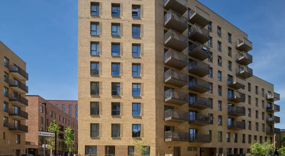 Lampton Parkside - External - Block E3 