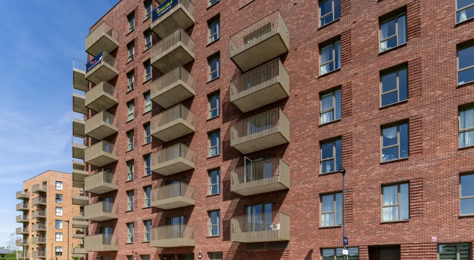 Lampton Parkside - External - Block F1 