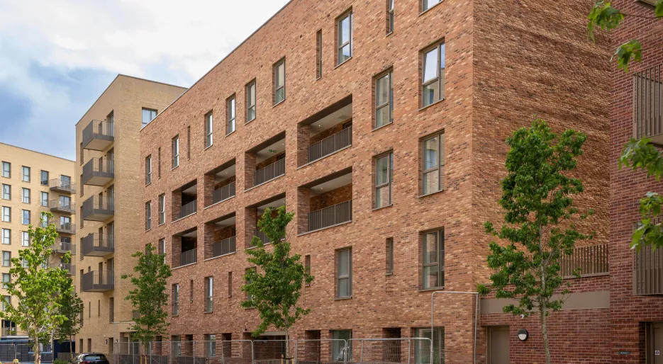Lampton Parkside - External - Block F2 