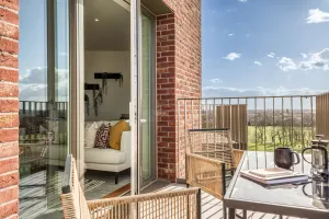 Lampton Parkside - Apartment F1.86 - 2-bed 2-bath 