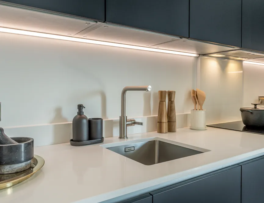 Kitchen Close Up Lampton Parkside Block E 