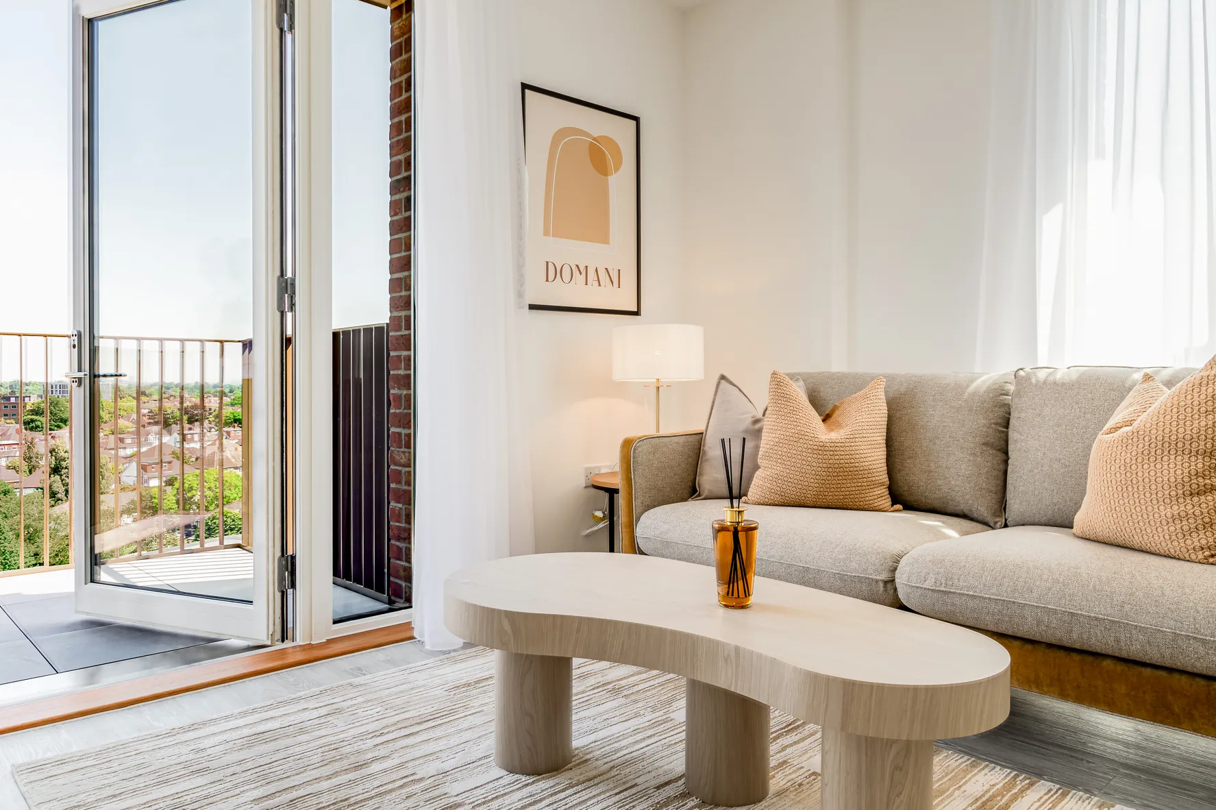 Lampton Parkside, 1 bed 1 bath, living area