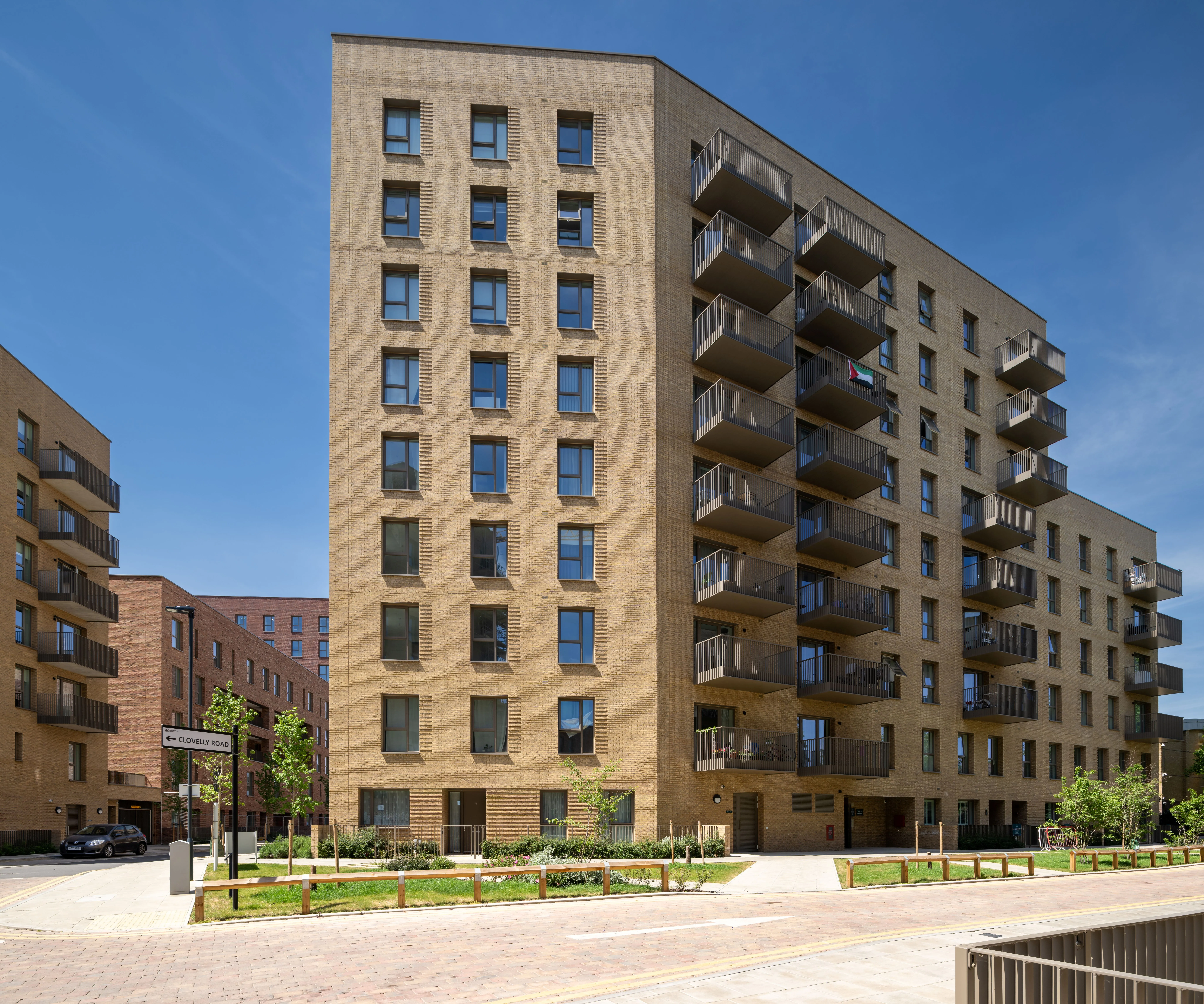 Lampton Parkside - External - Block E3 